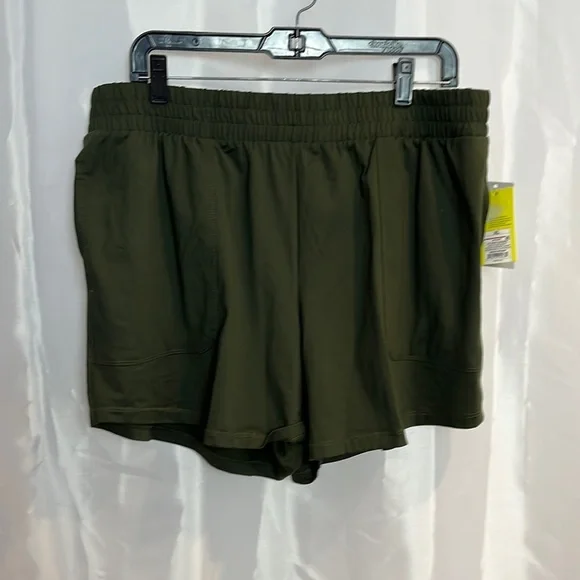 Women’s mid rise 5” shorts. 1914 - Picture 1 of 6
